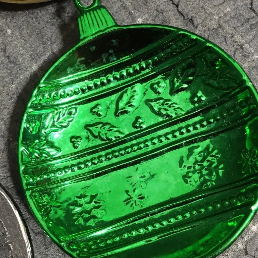 Home Essemtoals Christmas Candy Dishes